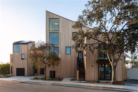 Brett Farrow Creates “chiseled” Houses For Laguna Row Development