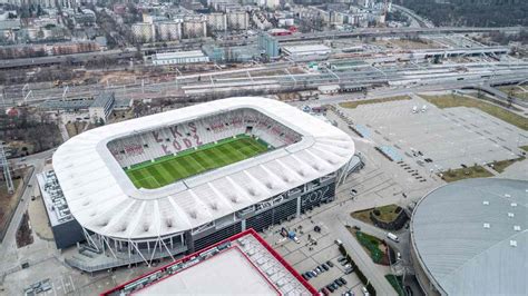 D Mecze Klub W Z Izraela Na Stadionach Ks U I Widzewa Stadiony Net