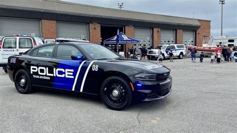 La police de Trois Rivières dévoile sa nouvelle flotte de voiture