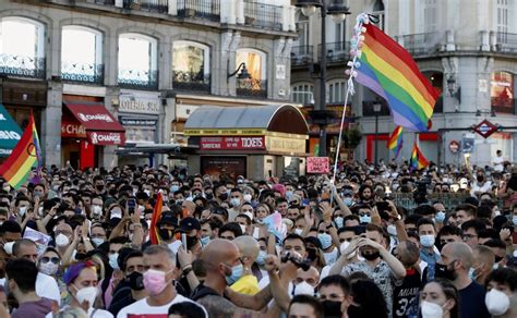 Samuel Luiz Muñiz Assassinato de jovem gay na Espanha motiva protestos contra a homofobia em