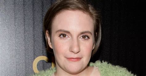 Lena Dunham Poses Naked To Celebrate Nine Month Anniversary Of Her Hysterectomy Irish Mirror