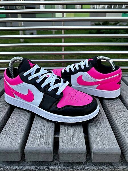 Жіночі шкіряні кросівки Nike Air Jordan 1. Женский кожаные кроссовки ...