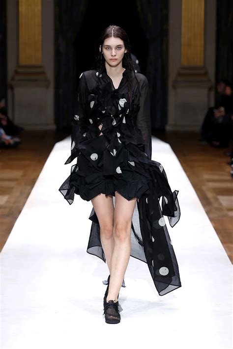 Yohji Yamamoto Ready To Wear Spring Summer Paris Nowfashion