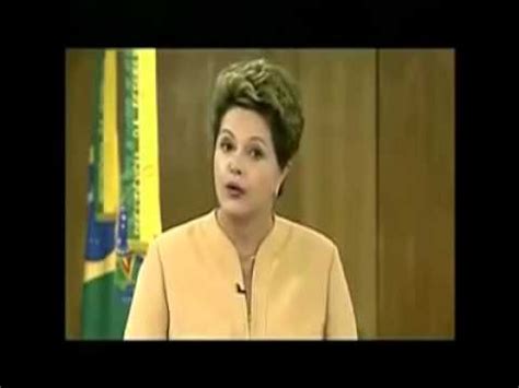 Chuck Norris não aguenta o pronunciamento da presidenta Dilma YouTube