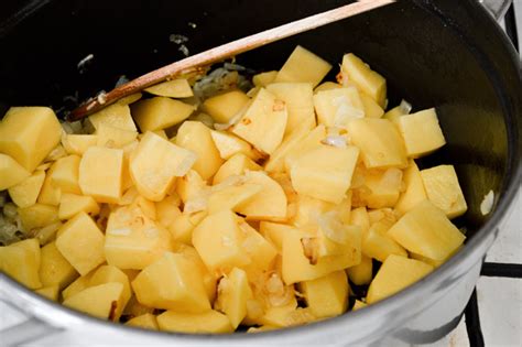 Potato sauerkraut stew (vegan + GF) - Sugar Salted