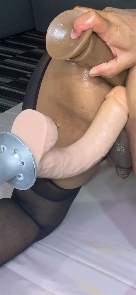HUGE DILDO IN MY ASS 12 Nude Pics XHamster