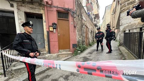 Omicidio A Palermo Uomo Di Anni Ucciso In Strada A Colpi Di Pistola