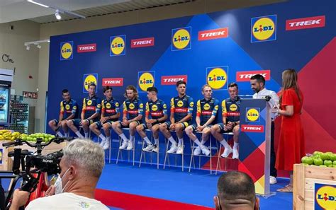 L équipe Lidl Trek dévoile son nouveau maillot TotalVelo