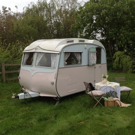 1964 English Caravan Carlight Cassetta Vintage Caravans Pinterest