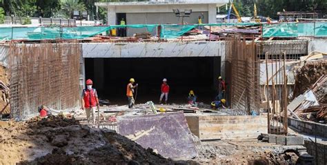 Progres Pembangunan Ikon Kebhinekaan Terowongan Silaturahmi Masjid