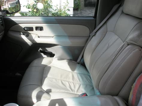 2000 Chevrolet Suburban - Interior Pictures - CarGurus