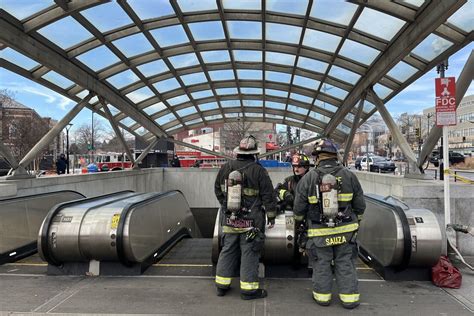 Eastern Market Metro Station Evacuated After Fire Under Rail Car Fills Platform With Smoke