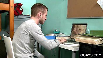 Archer Hart Viendo Porno Gay XVIDEOS