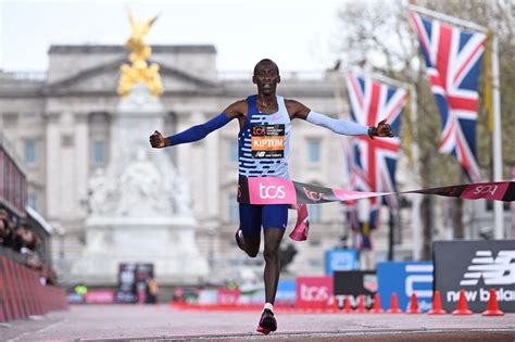 Kiptum Wins London Marathon In 2nd Fastest Time Bloomberg