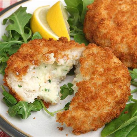 The Country Victualler Smoked Haddock Fish Cakes With Bacon 2 X 115g