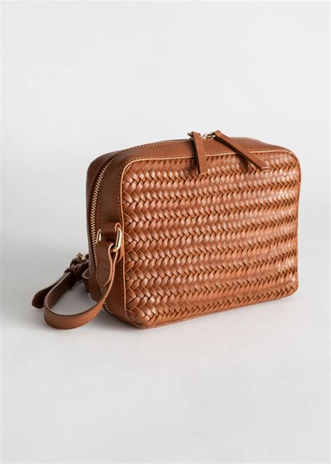 Basket Weave Crossbody Bag In 2020 Crossbody Bag Clutch Handbag Bags