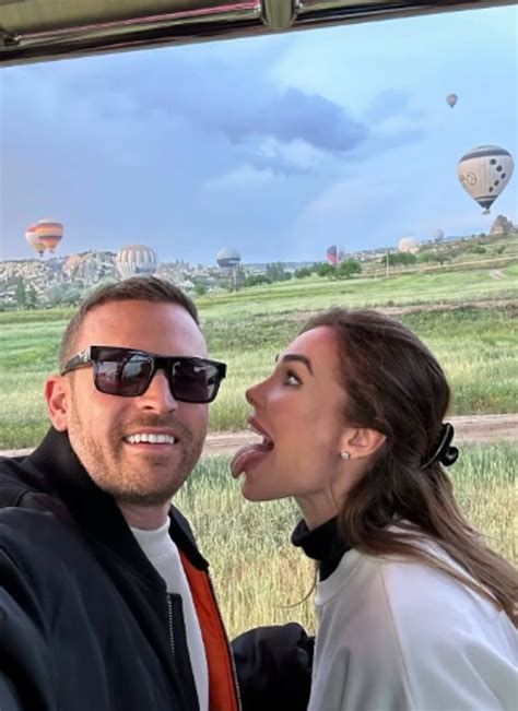 Le Foto Del Viaggio In Cappadocia Per Il Compleanno Di Ilary Blasi Con