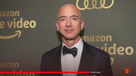 Selon Bloomberg Jeff Bezos Devance Bernard Arnault Dans Le Classement