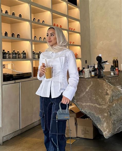 Pin By Zza Nab On Modest Fashion Hijabi Outfits Casual Hijab Fashion