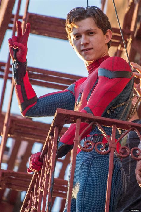 Pin By ジュースワールド On ♡ Tom Holland Spiderman Homecoming Tom Holland