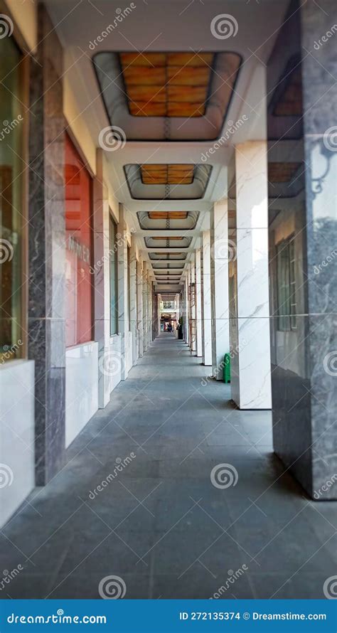 Architecture of Malioboro Mall Yogyakarta Stock Photo - Image of mall ...