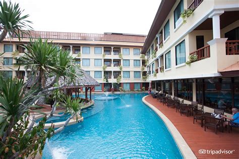 Patong Paragon Resort & Spa – Starinn Suites and Retreat