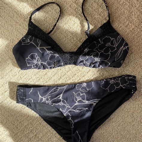 Billabong Bikini Set Black And Lilac Floworal Depop