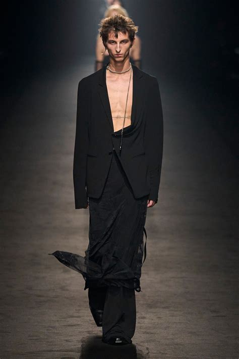 Ann Demeulemeester Spring 2024 Ready To Wear Collection Ann