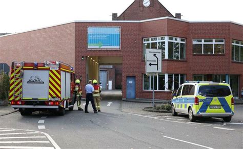 Brand In Zelle Ausgebrochen Feuerwehreinsatz In Der JVA Siegburg