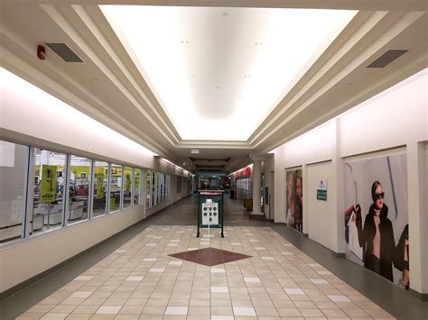 Market Mall Renovations – Wright Construction