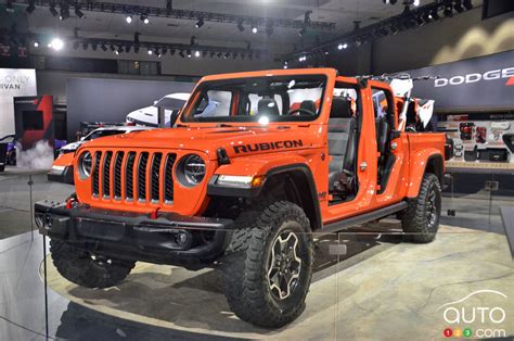 Jeep showcases first 20 accessories for its Gladiator | Car News | Auto123