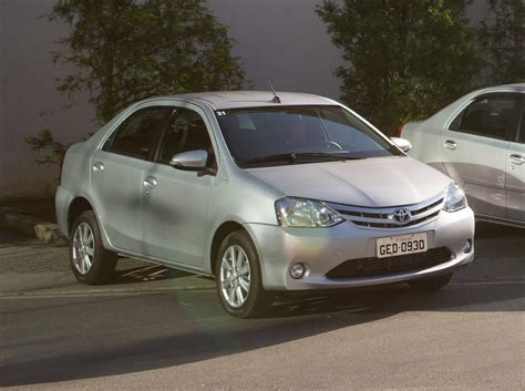 Toyota Etios Motores Mais Potentes E C Mbio At