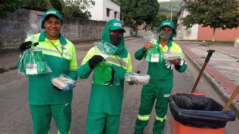 Profissionais Da Limpeza Urbana Da Serra Recebem Homenagem Pelo Dia Do Gari