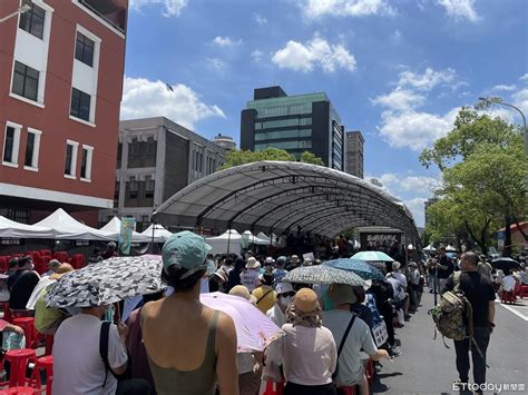 新聞 青鳥不散！覆議案被否決 在場民眾談下一步：繼續抗爭、全力罷免 看板 Gossiping Mo Ptt 鄉公所