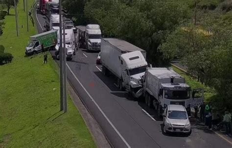 Fuerte Accidente Colapsa La Vialidad En Prolongaci N L Pez Mateos