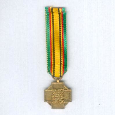 Medal Medaille Orders Decorations And Medals Of The World For Sale