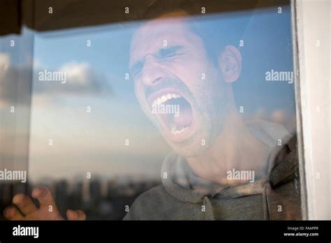 Man screaming hi-res stock photography and images - Alamy