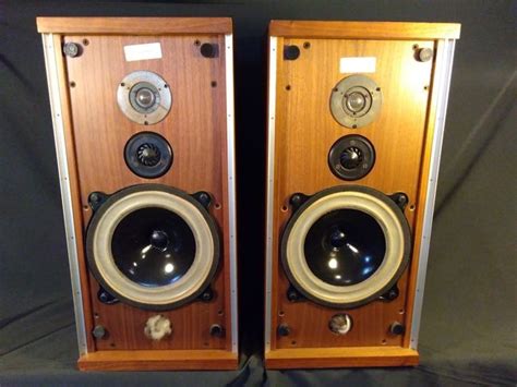 Bower Wilkins B W DM4 Matched Pair Speaker Set Catawiki