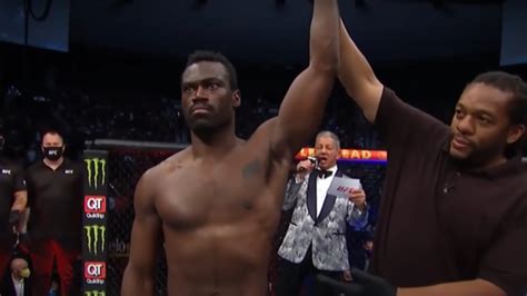 Uriah Hall Najavio Kraj Karijere Odlazim Iz Najboljeg Sporta Na Svijetu