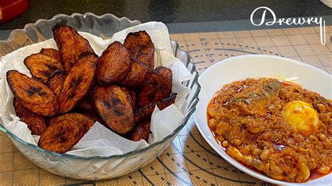 THE CLASSIC GHANA BEANS STEW FRIED PLANTAINS YouTube