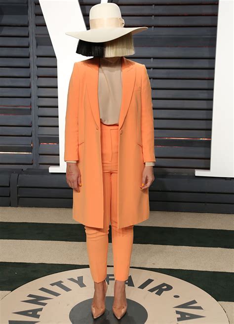 Sia Posts Nude Photo Of Herself Before Paparazzi Could Sell It