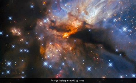 Nasa Hubble Space Telescope Captures Stunning Image Of Constellation