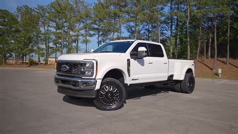 Ford F Super Duty Dually Keeps It Level On Fuel Forged S