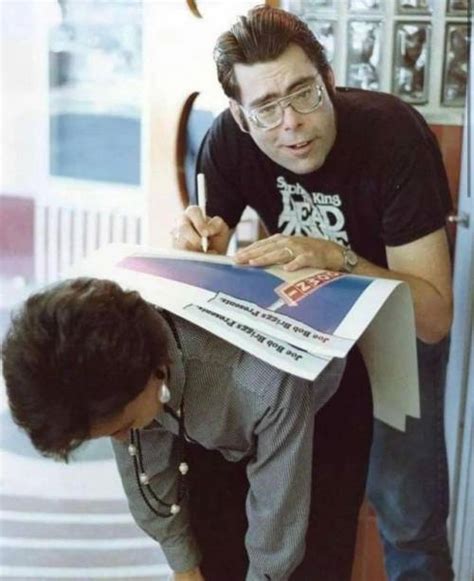 Thumbs Pro Blondebrainpower Stephen King Signing A Poster For A Fan 1985