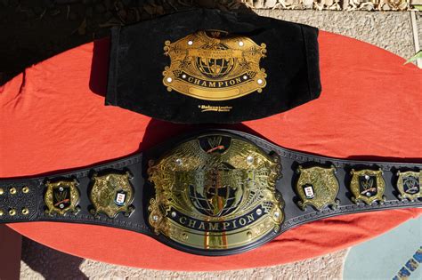 WWE Undisputed Championship V2 Deluxe Replica Review - WWE Shop ...