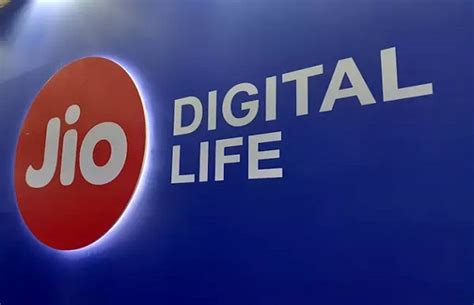 Jio Collaborates Ses To Deliver Affordable Satellite Based Internet