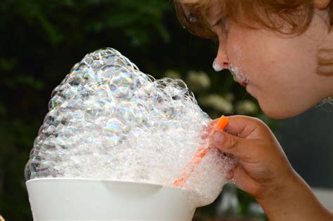 Fun and Easy Bubble Experiments for Kids - Family Days Tried And Tested