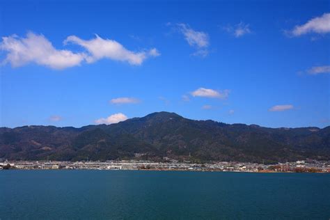 府中・普賢寺で日常を「修行」に！厳しさの中に幸せを見出す 〜お寺でひとやすみ！〜｜さんたつ By 散歩の達人