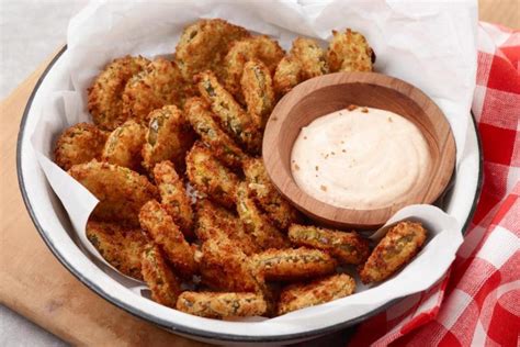 Air Fryer Fried Pickles