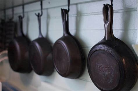 A Complete Guide To Store Cast Iron Skillets